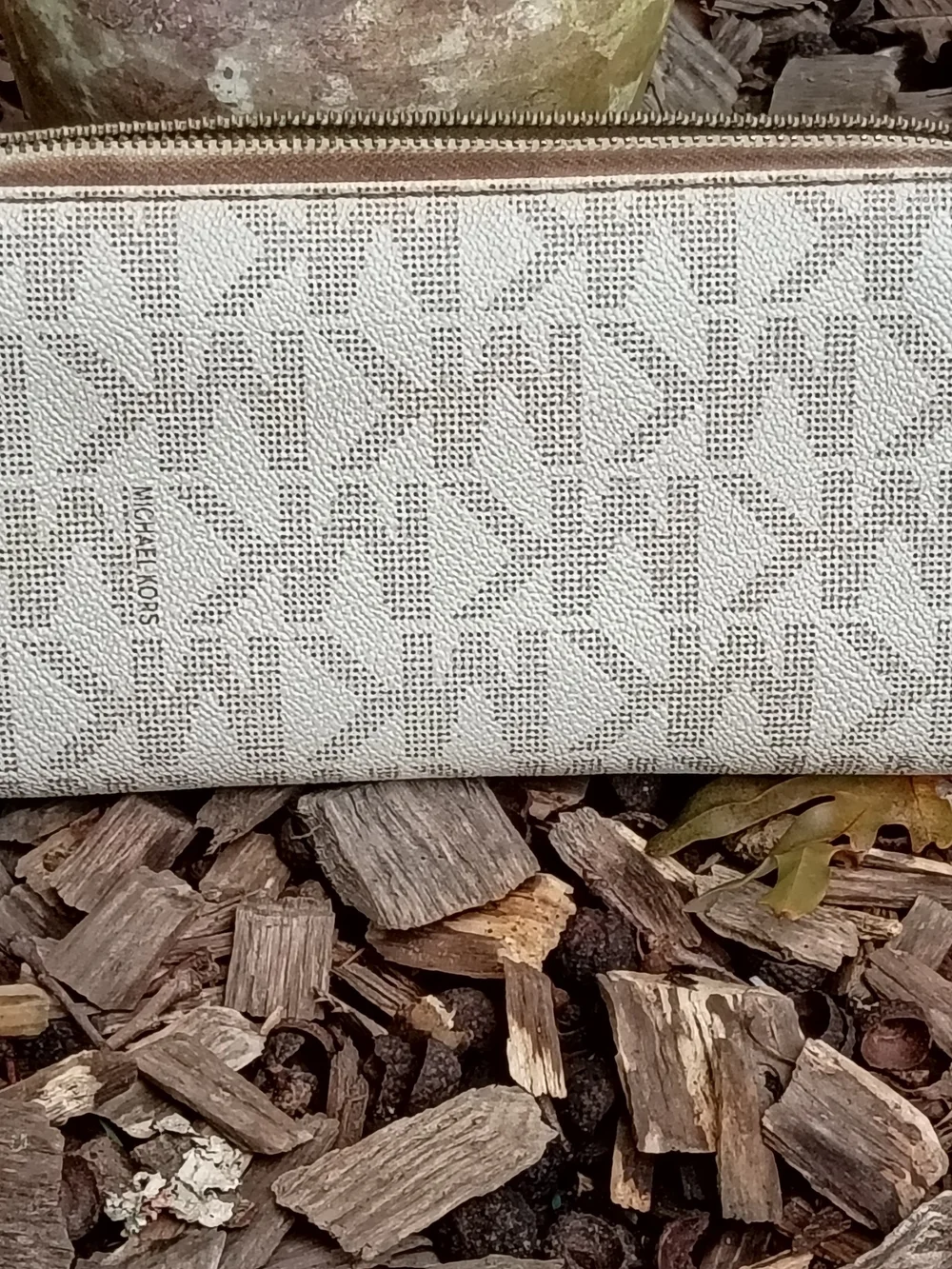Michael Kors Beige Logo Zip Wallet